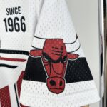 ⁦טי שירט NBA שיקגו בולס⁩ – תמונה ⁦2⁩