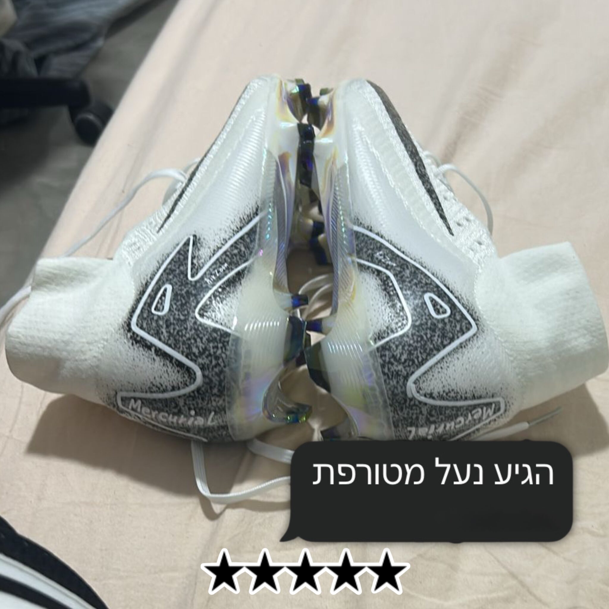 99878E24-C127-4385-B5B0-6DA416767BA4